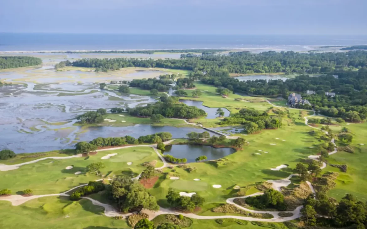 A beautiful image of the Ocean golf course, which is one of the most important spots on the Kiawah Island map